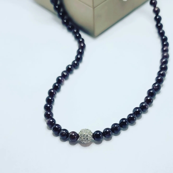 Garnet necklace - Picture 3 of 4